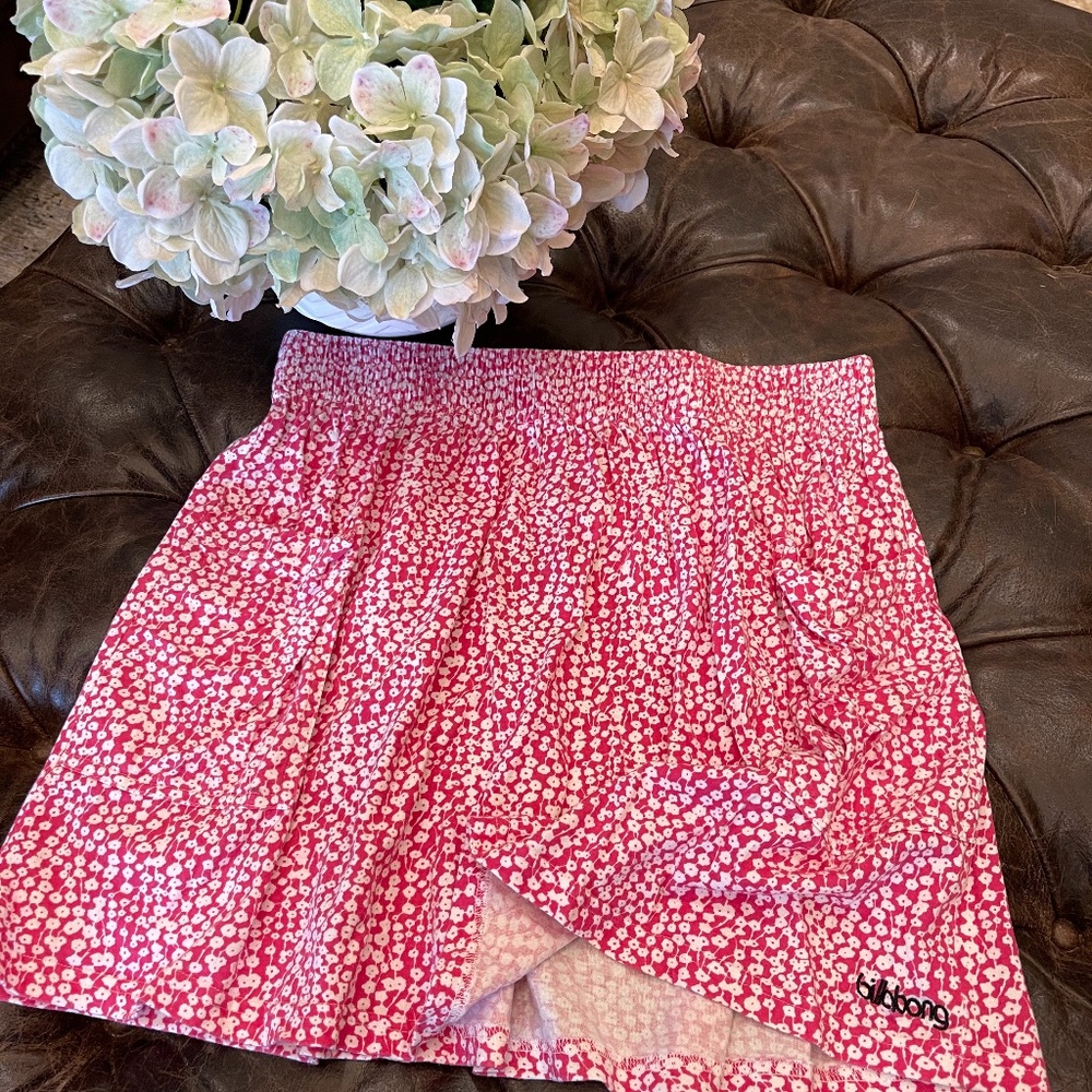 Billabong Skirt  Large